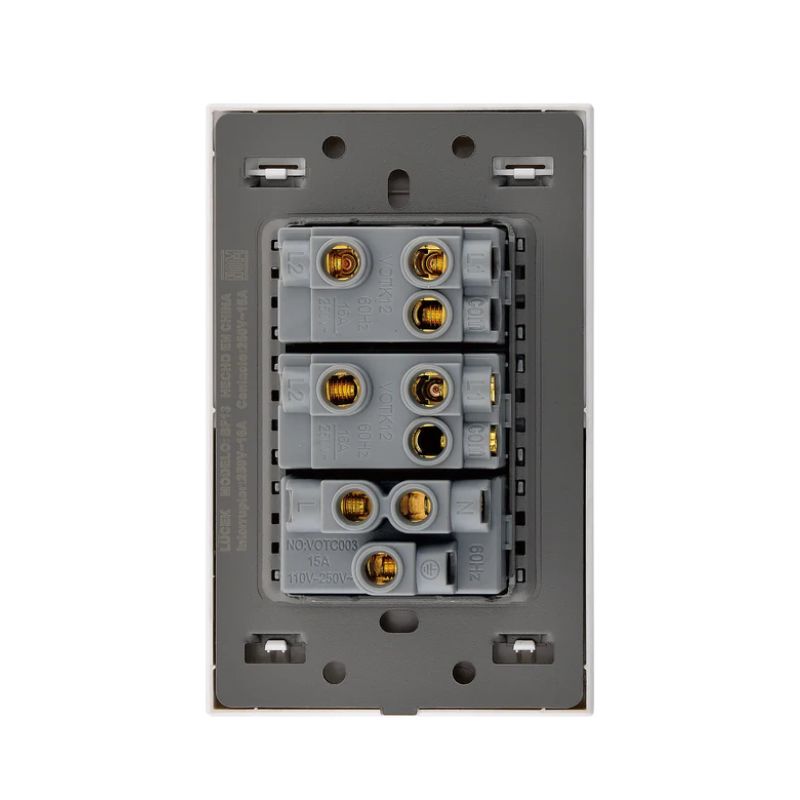 LCK - PLACA PLANA CON 2 INTERRUPTORES DE ESCALERA Y 1 CONTACTO DE 1 MODULO FLAT PLATEADO