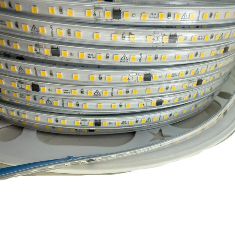 MER- 100m MANGUERA C/ADHESIVO 127V 2835 LUZ CALIDA C/1 CONECTOR